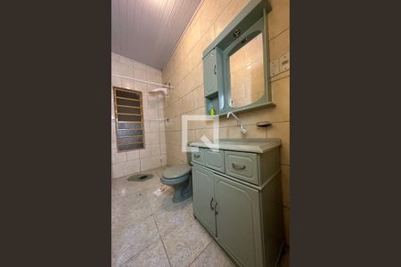 Banheiro de casa à venda com 1 quarto, 50m² em Centro, São Leopoldo