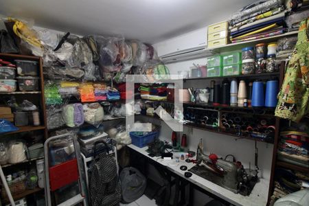 Apartamento à venda com 187m², 4 quartos e 4 vagasQuarto de Serviço