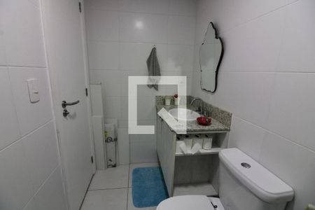 Apartamento à venda com 187m², 4 quartos e 4 vagasBanheiro da Suíte 1