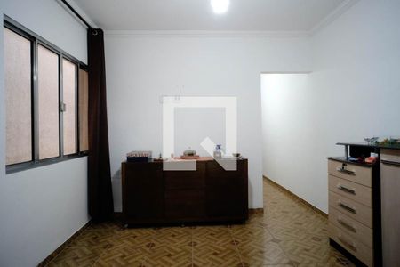 Sala de casa à venda com 4 quartos, 200m² em Jardim Ponte Rasa, São Paulo