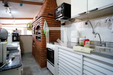 Casa à venda com 200m², 4 quartos e 1 vagaÁrea gourmet