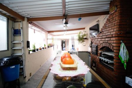 Casa à venda com 200m², 4 quartos e 1 vagaÁrea gourmet