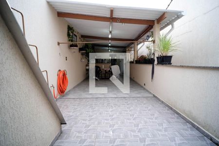 Casa à venda com 200m², 4 quartos e 1 vagaQuintal