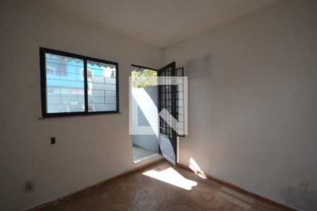 Sala de casa para alugar com 1 quarto, 45m² em Centro, Nova Iguaçu