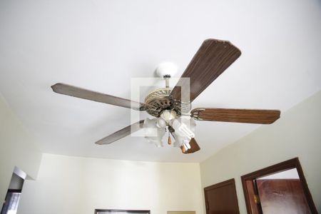 sala de apartamento para alugar com 3 quartos, 85m² em Canto do Forte, Praia Grande