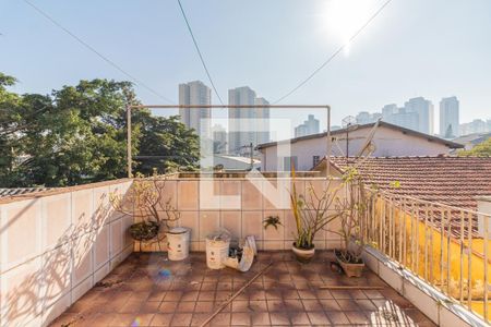 Casa para alugar com 90m², 3 quartos e 2 vagas Casa para alugar com 90m², 3 quartos e 2 vagasQuintal - Varanda