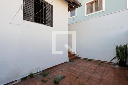 Casa à venda com 90m², 2 quartos e 2 vagasQuintal