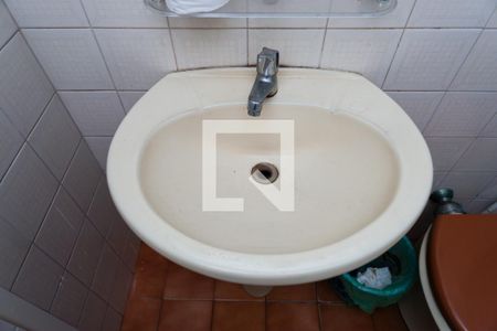 Casa à venda com 90m², 2 quartos e 2 vagasBanheiro