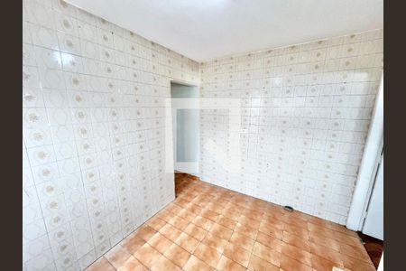 Cozinha de casa para alugar com 2 quartos, 90m² em Vila Ester (zona Norte), São Paulo