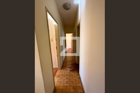 Corredor de apartamento para alugar com 3 quartos, 120m² em Anchieta, Belo Horizonte