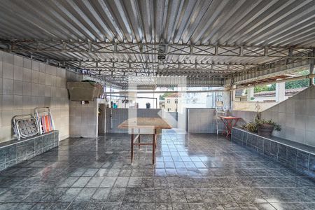 Apartamento à venda com 150m², 2 quartos e sem vagaTerraço