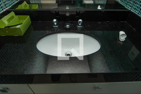 Apartamento à venda com 138m², 4 quartos e 2 vagasBanheiro da Suíte