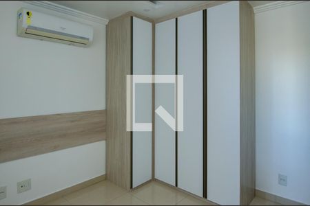 Apartamento à venda com 138m², 4 quartos e 2 vagasQuarto 2