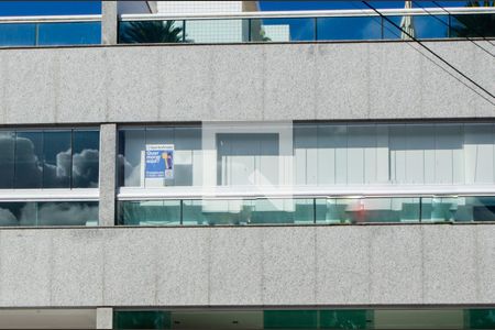 Apartamento à venda com 138m², 4 quartos e 2 vagasDetalhe