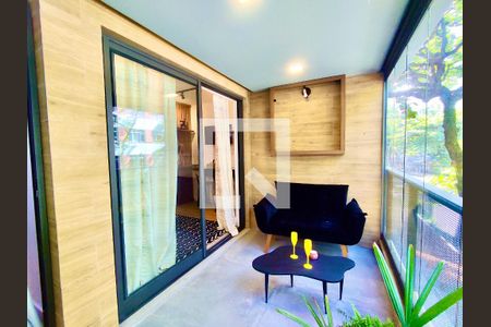 Apartamento para alugar com 50m², 1 quarto e sem vagaVaranda