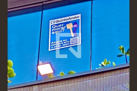 Apartamento para alugar com 50m², 1 quarto e sem vagaFachada com cartaz QA