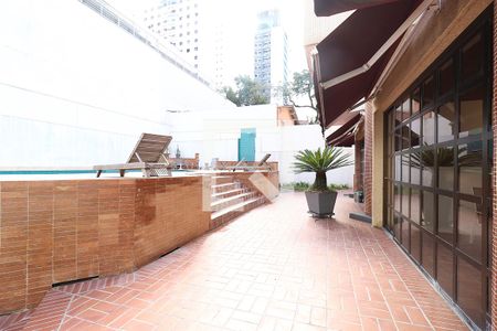 Apartamento à venda com 52m², 1 quarto e 1 vaga Apartamento à venda com 52m², 1 quarto e 1 vagaÁrea comum - Piscina