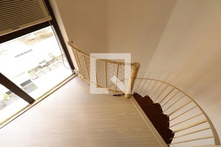 Apartamento à venda com 52m², 1 quarto e 1 vaga Apartamento à venda com 52m², 1 quarto e 1 vagaEscada Acesso Quarto