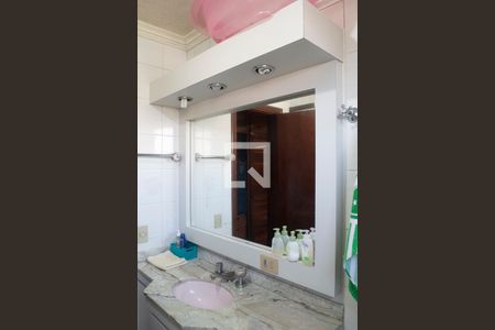 Apartamento à venda com 160m², 3 quartos e 2 vagasBanheiro quarto 3