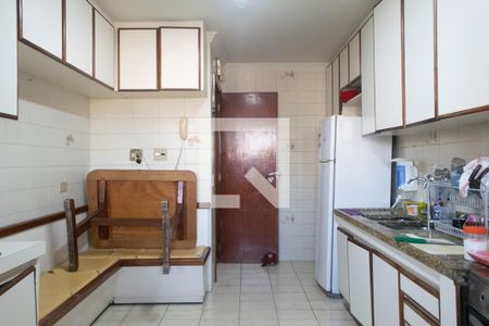 Apartamento à venda com 160m², 3 quartos e 2 vagasCozinha