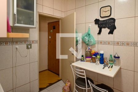 Apartamento à venda com 77m², 2 quartos e sem vagaCozinha