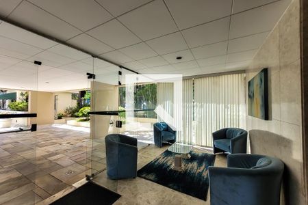 Apartamento à venda com 77m², 2 quartos e sem vagaHall
