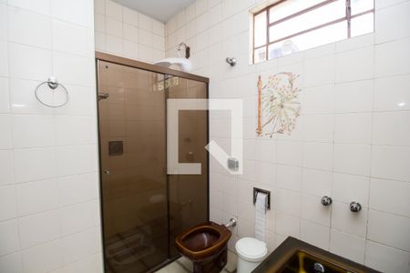 Casa à venda com 340m², 5 quartos e 2 vagasBanheiro da Suíte