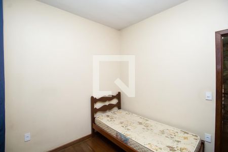 Casa à venda com 340m², 5 quartos e 2 vagasQuarto 3