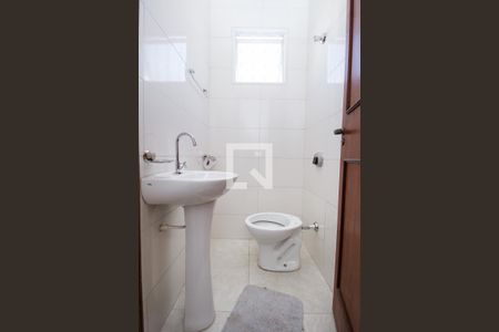 Casa à venda com 340m², 5 quartos e 2 vagasBanheiro de serviço