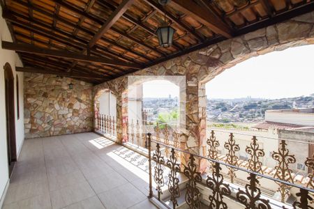 Casa à venda com 340m², 5 quartos e 2 vagasVaranda da Sala