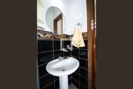 Casa à venda com 340m², 5 quartos e 2 vagasBanheiro