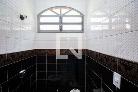 Casa à venda com 340m², 5 quartos e 2 vagasBanheiro