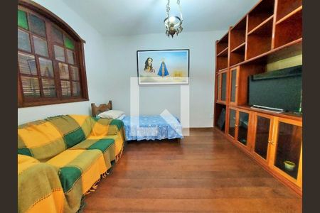 Sala de casa para alugar com 5 quartos, 340m² em Aparecida, Belo Horizonte