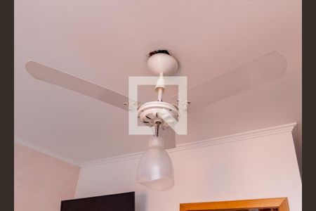 Casa à venda com 190m², 3 quartos e 3 vagasDetalhe - Suíte