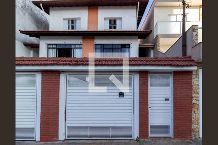 Casa à venda com 190m², 3 quartos e 3 vagasFachada