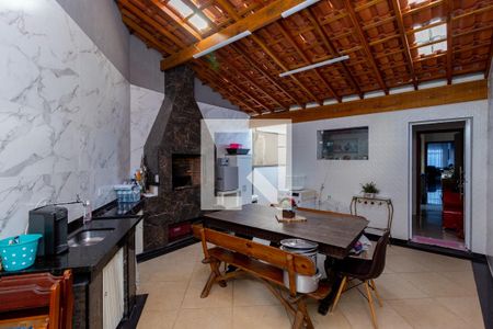 Casa à venda com 190m², 3 quartos e 3 vagasÁrea de Serviço/Churrasqueira