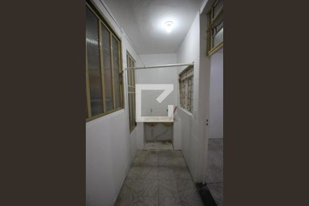 Casa para alugar com 100m², 2 quartos e sem vagaarea serviço