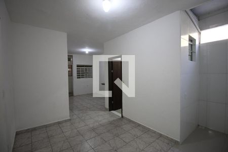 Casa para alugar com 100m², 2 quartos e sem vagaarea cozinha