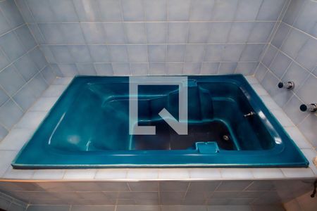 Casa à venda com 137m², 2 quartos e 2 vagasBanheiro da Suíte