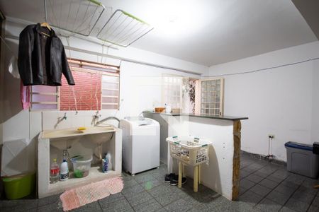 Casa à venda com 137m², 2 quartos e 2 vagasÁrea de Serviço