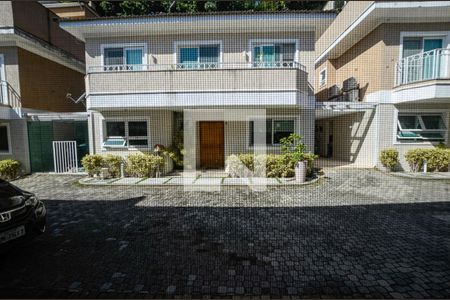 Vista de casa de condomínio à venda com 4 quartos, 180m² em São Francisco, Niterói