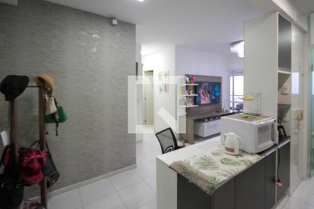 Sala de apartamento à venda com 2 quartos, 69m² em Jardim Piqueroby, São Paulo