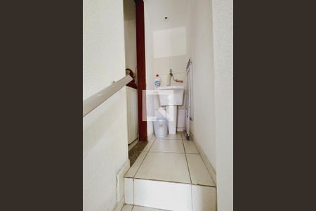 Casa de condomínio para alugar com 320m², 4 quartos e 1 vagaLavanderia