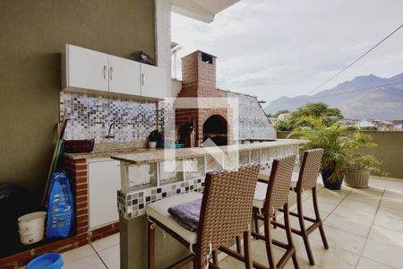 Casa de condomínio para alugar com 320m², 4 quartos e 1 vagaÁrea gourmet