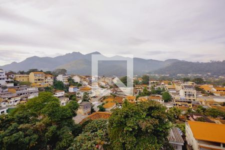 Casa de condomínio para alugar com 320m², 4 quartos e 1 vagaVista 