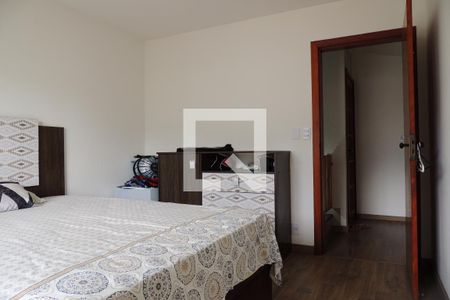 Casa de condomínio para alugar com 320m², 4 quartos e 1 vagaQuarto 4