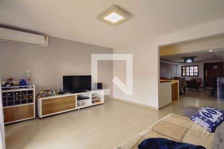 Casa de condomínio para alugar com 320m², 4 quartos e 1 vagaSala 2