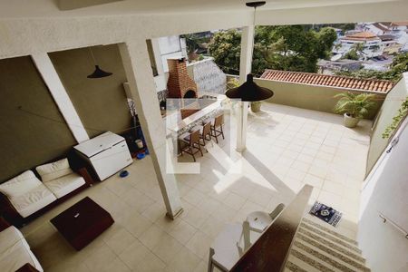 Casa de condomínio para alugar com 320m², 4 quartos e 1 vagaÁrea Livre 