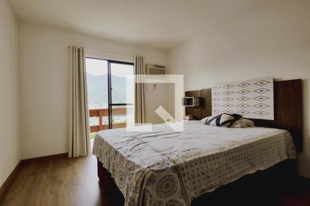 Casa de condomínio para alugar com 320m², 4 quartos e 1 vagaQuarto 5