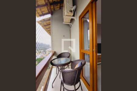 Casa de condomínio para alugar com 320m², 4 quartos e 1 vagaVaranda da Sala 